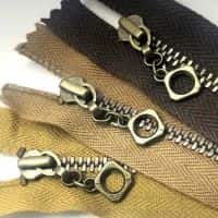 Vintage Zipper 31F